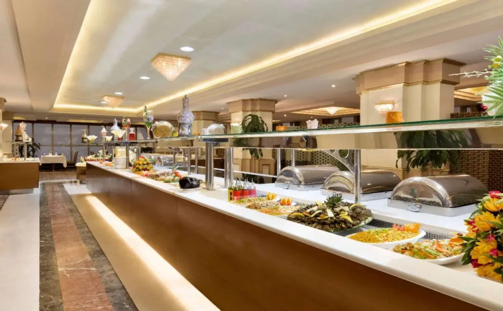 Ramada Al Hada Hotel And Suites