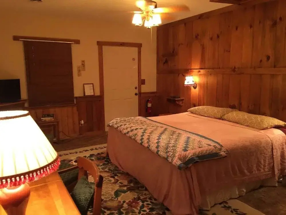 Wildwood Inn