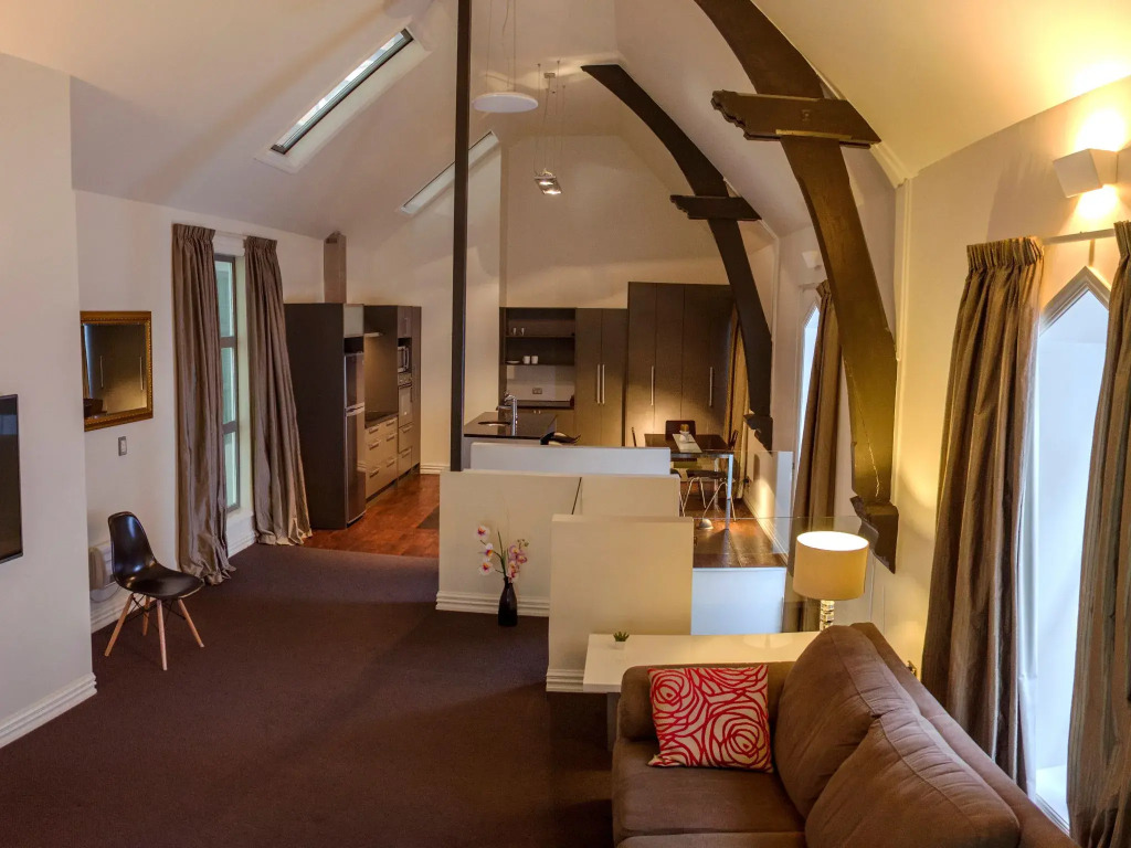 Chapel Apartments