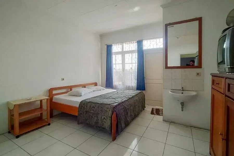 Pall Inn Puncak RedPartner