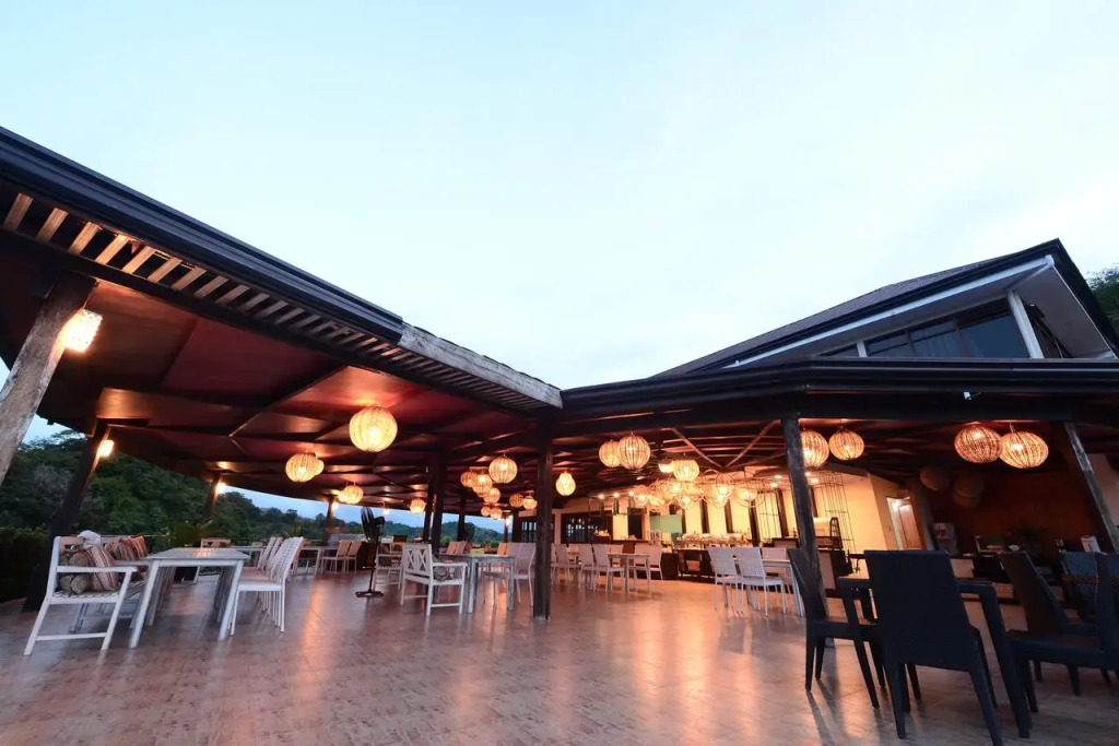 Tugawe Cove Resort