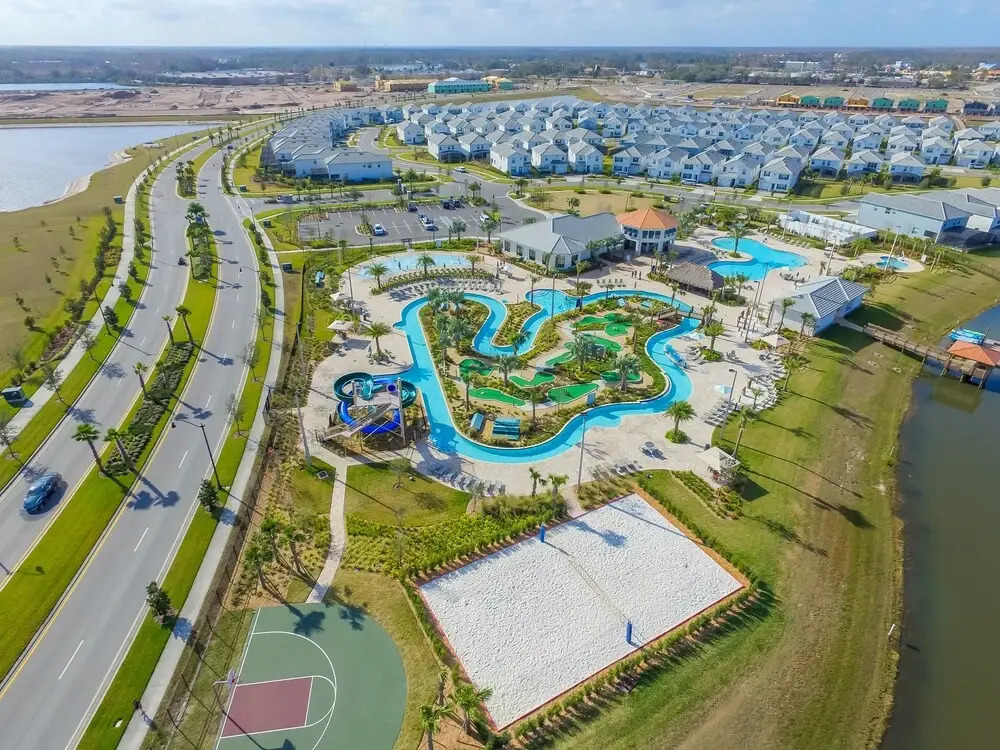 Storey Lake Resort Getaway! Free Water Park!