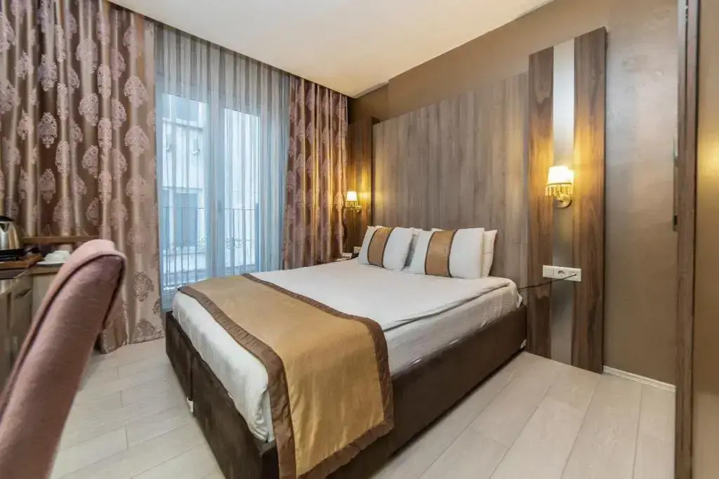Royal Capital Thermal & Spa Hotel