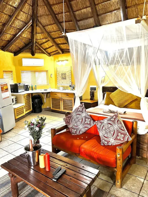 Manzini Swazi King Chalets