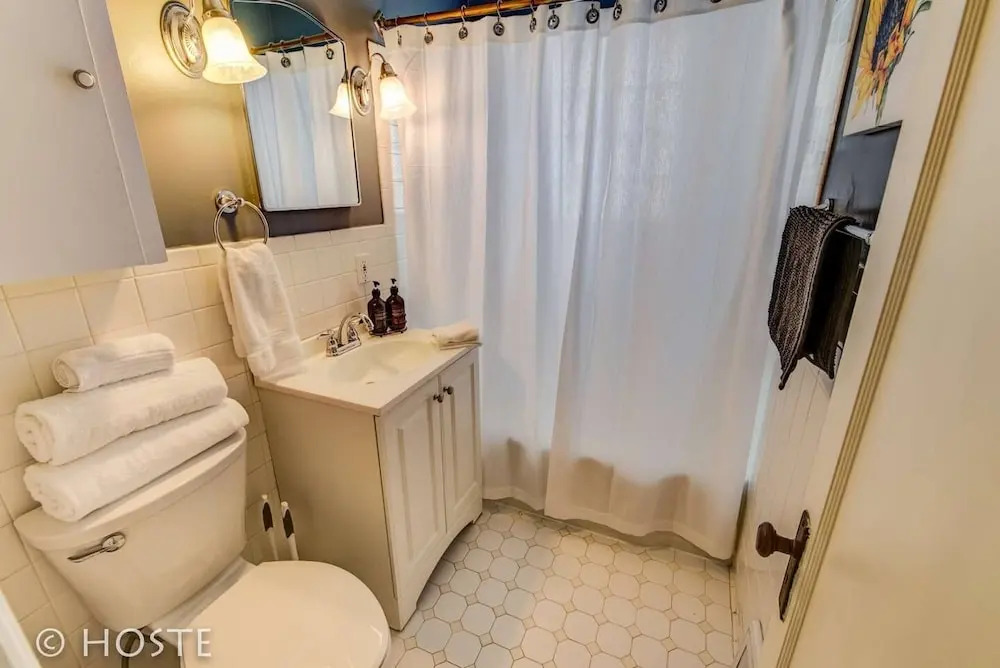 2brclassic Downtown Housebright & Charming