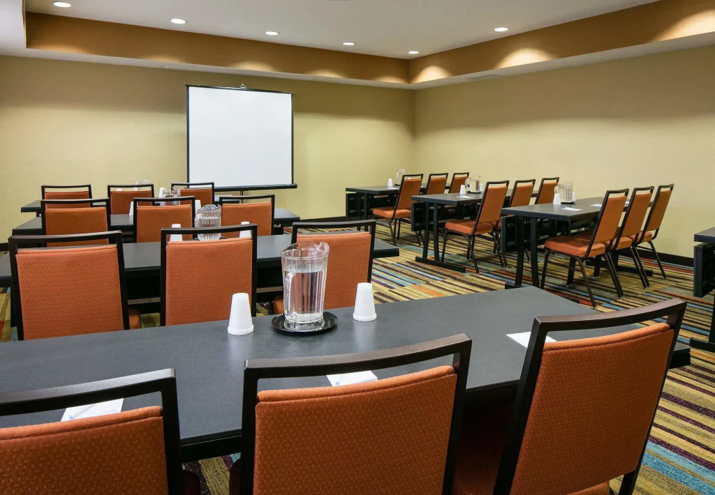 Fairfield Inn by Marriott Kansas City Internationa