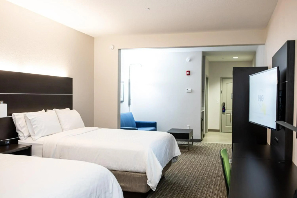 Holiday Inn Express Hotel & Suites Greenville by IHG
