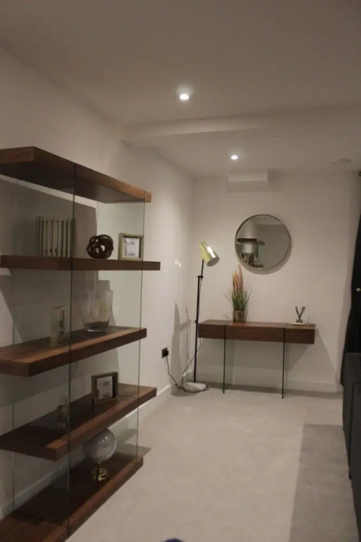 Luxury 1 Bed Apartment In The Heart Of Rochester
