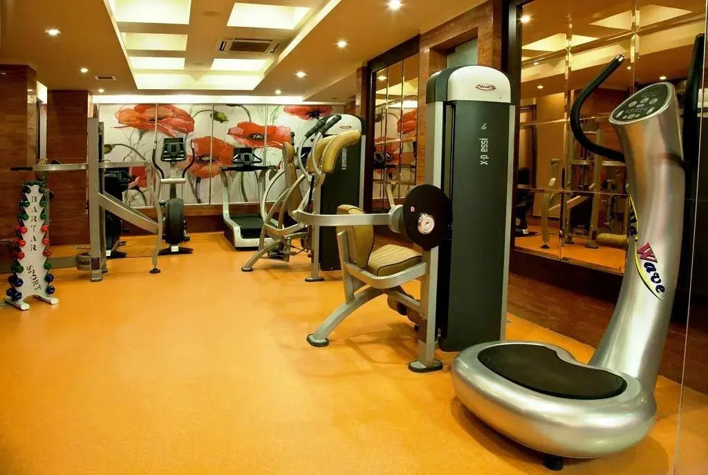 Shiraz Grand Hotel