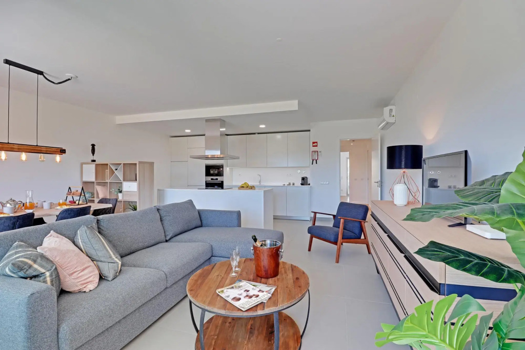 Apartamento Vista Jardim by Portucasa
