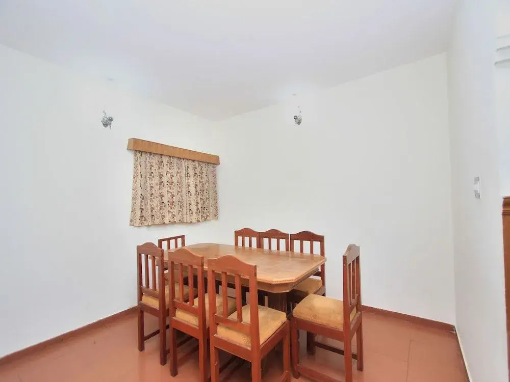 OYO 13597 Travel Stay Residency