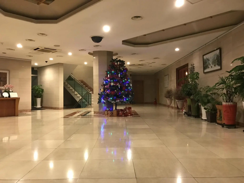 Ocean View Hotel