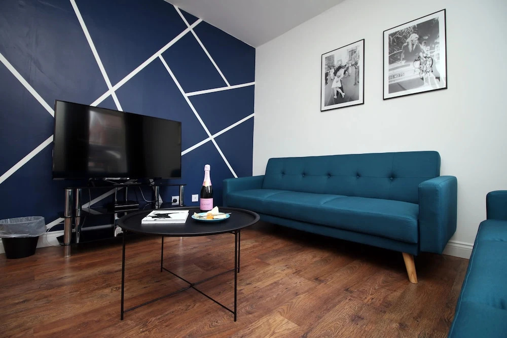 Karah Suites - Church Road II