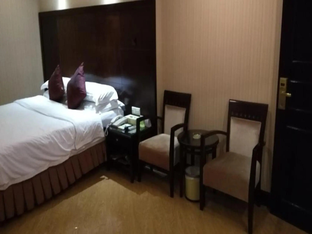 Shenzhen Vienna Hotel (Airong road branch)