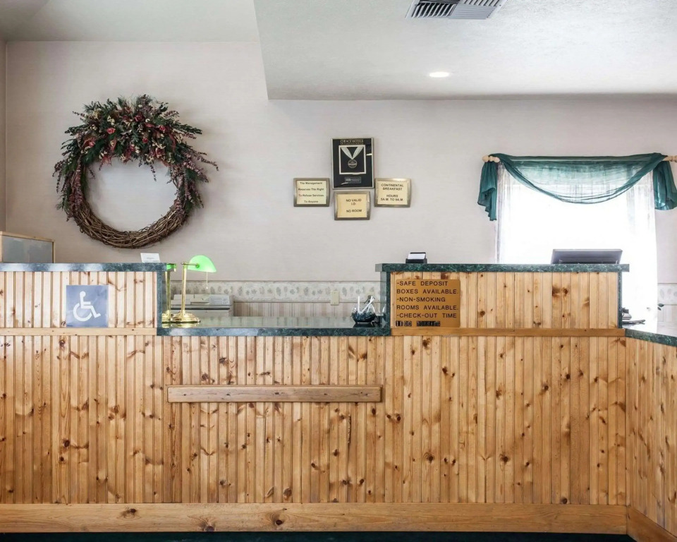 Rodeway Inn & Suites