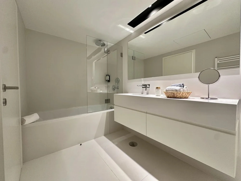 Bonjardim Prime 3E in Porto