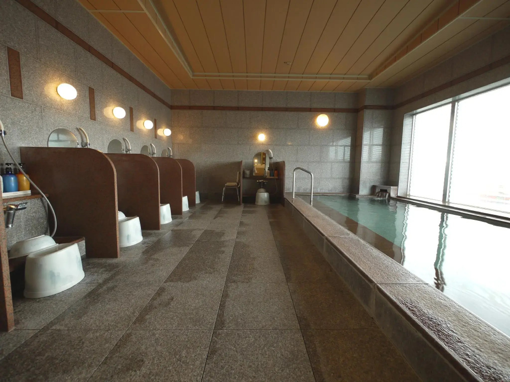 Hotel Route-Inn Higashimuroran Ekimae