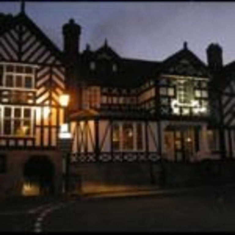 Lion & Swan Hotel