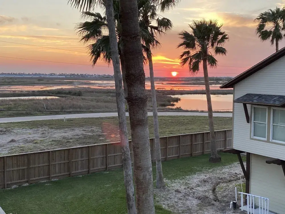 Beach Comber 2 Bedroom Condo