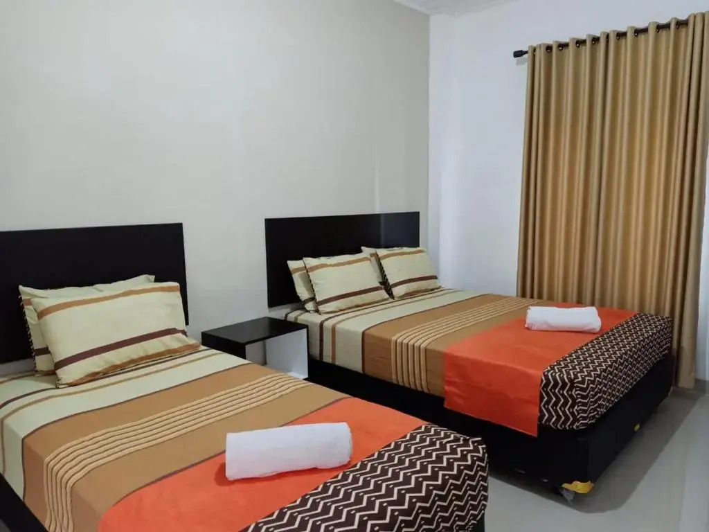 Odessa 2 - Four spacious family room with en-suite and balcony
