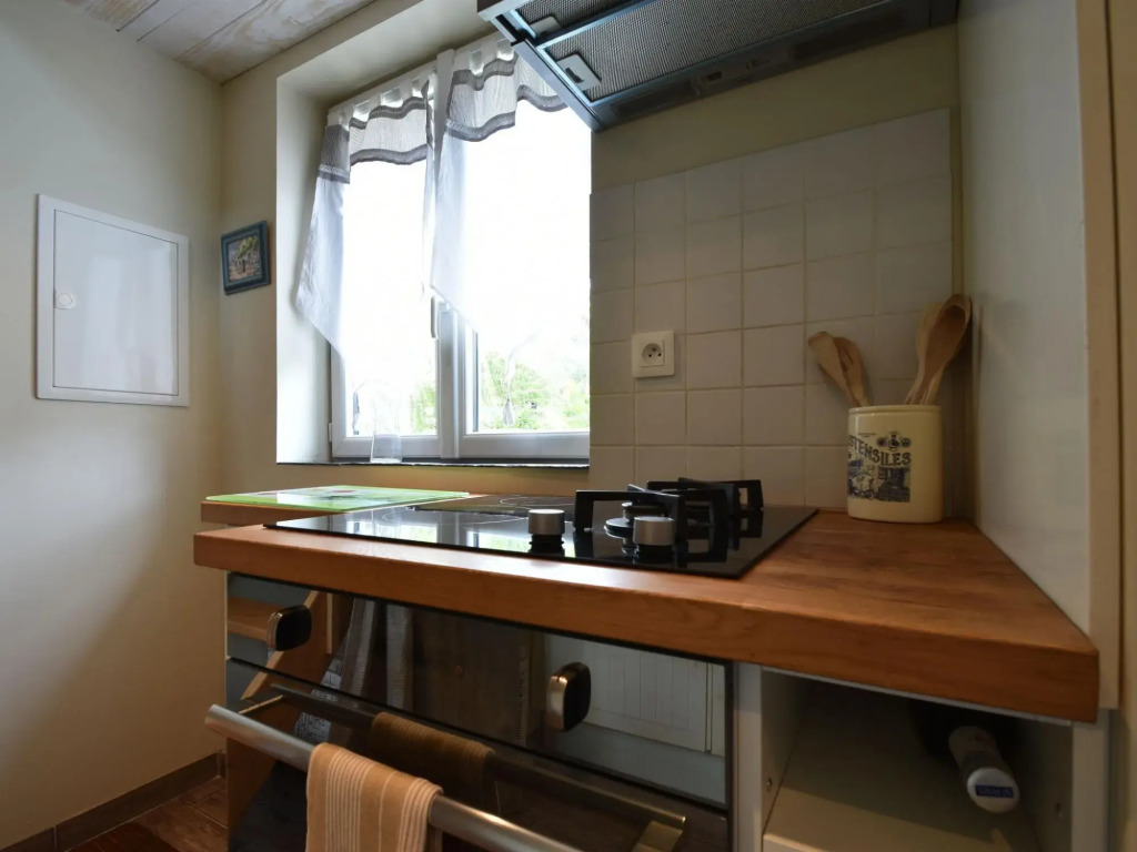 Quaint Holiday Home  in Saint-Gilles-les-Bois with Garden