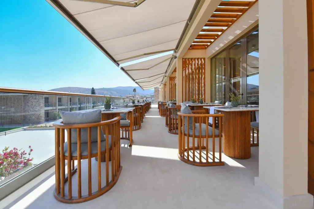 Royal Pearl Island Chios Hotel & Spa