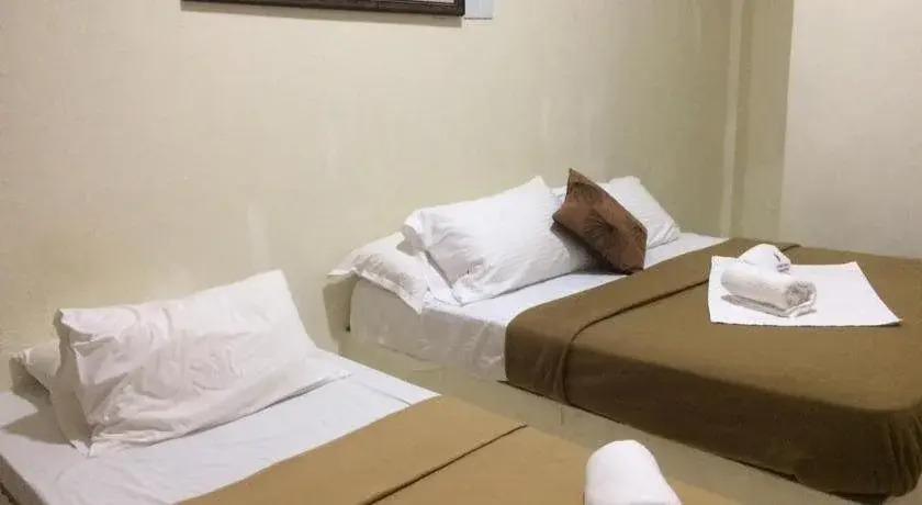 Dolphin Bajet Hotel