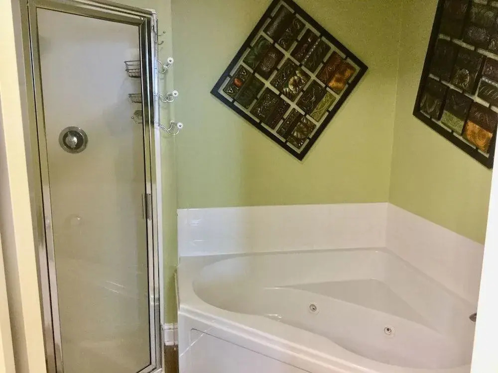 Lighthouse Unit 606 2 Bedrooms 2 Bathrooms Condo