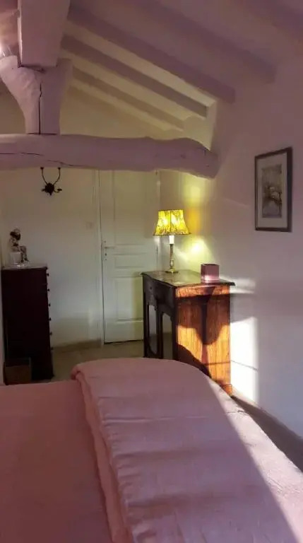Chez Elles
