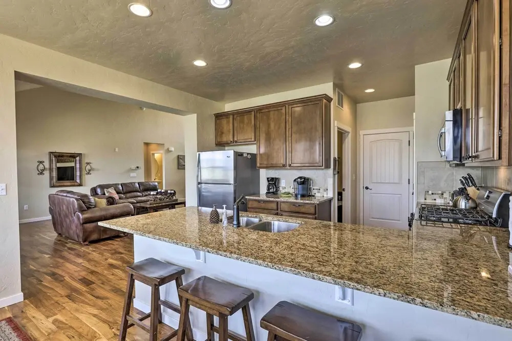 Deluxe Granby Ranch Hillside Home: Private Hot Tub