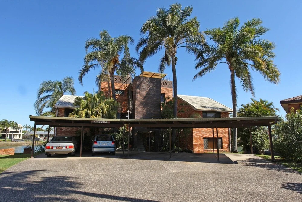 Anjuna, 2 bedroom apartment on canal