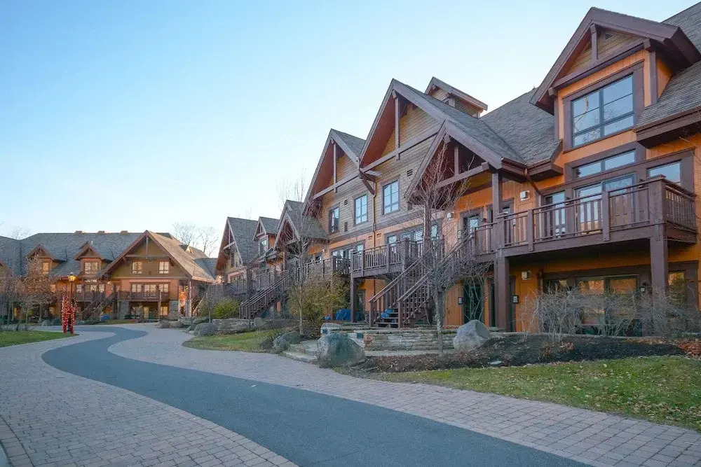 Etoile du Matin by Tremblant Platinum