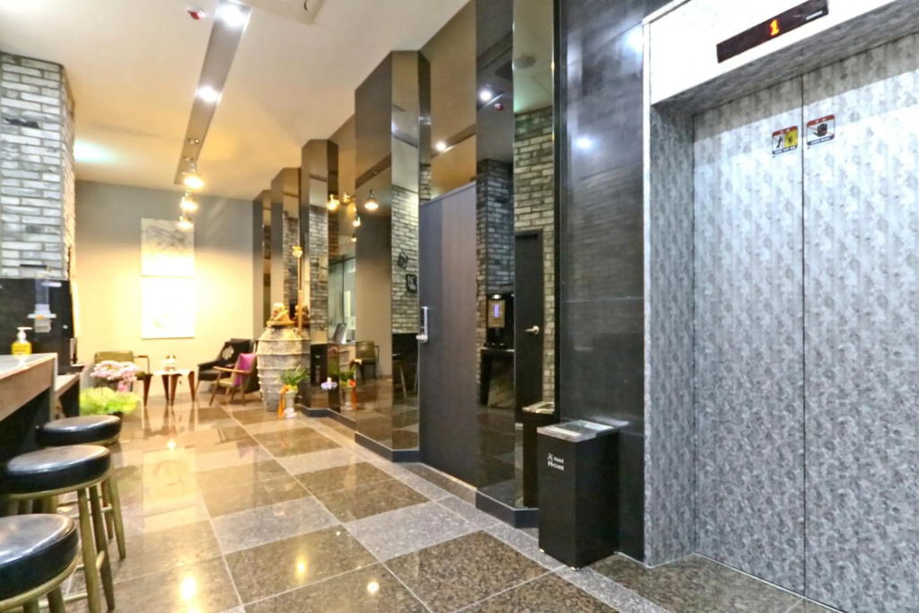 Hotel Home