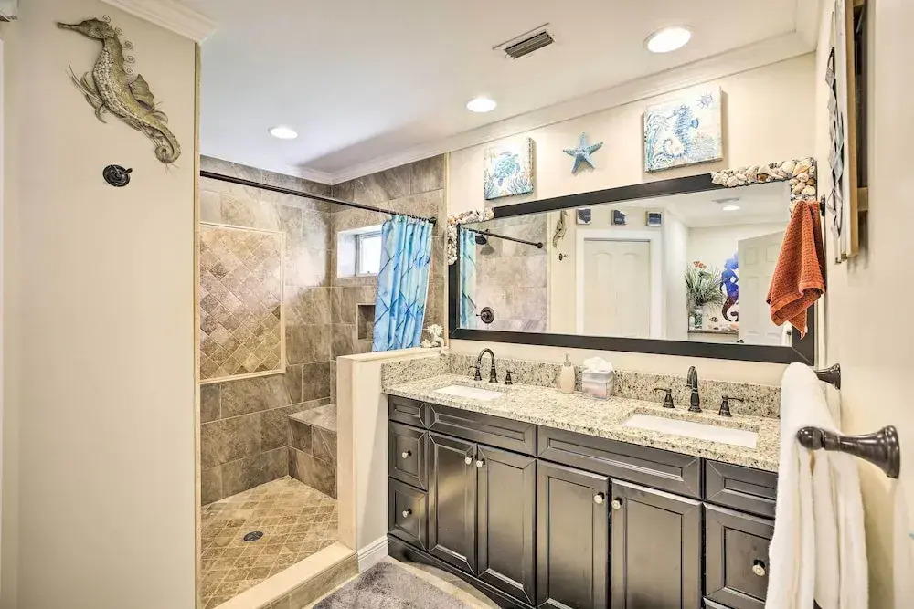 Private Pool & Lanai: Home in Cape Coral