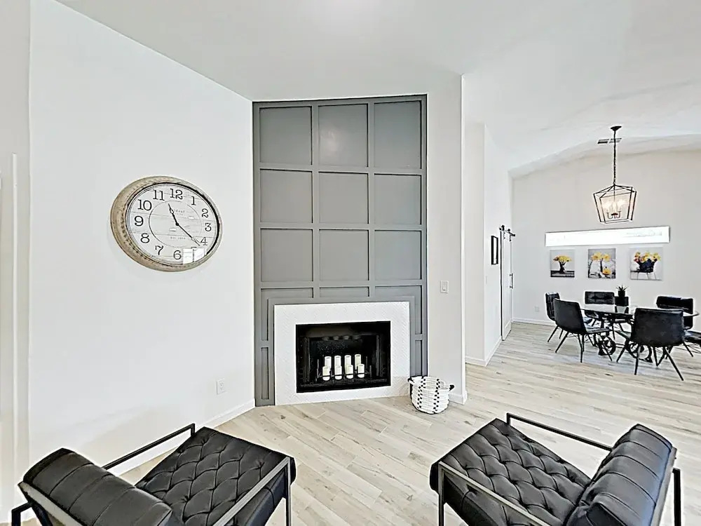 New Listing! Upscale Gem W/ Great Central Location Home