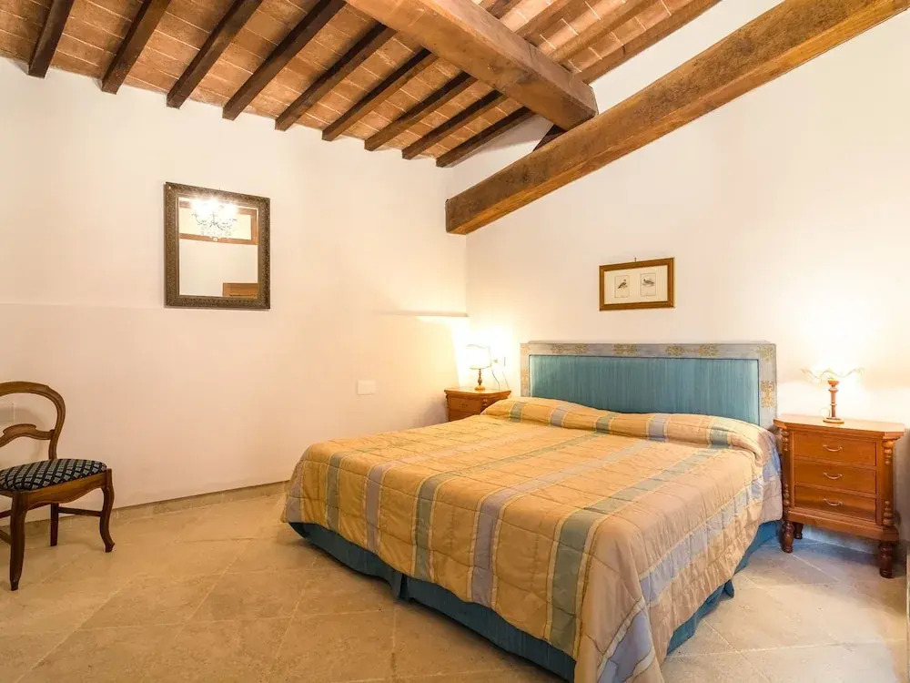 Pleasant Farmhouse in Rapolano Terme With Swimming Pool
