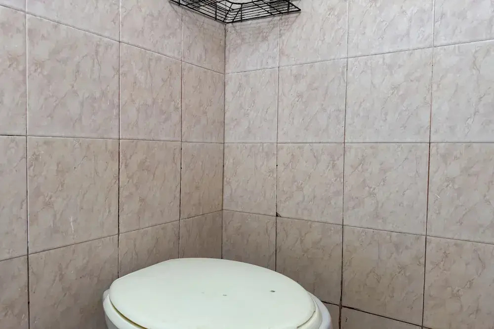 Hotel O Kost Btnompo Near SDI Bontosallang