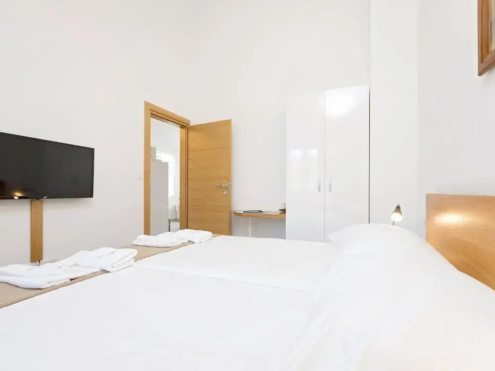 Charming Holiday Home With Swimming Pool, Jacuzzi and Infrared Sauna, Beach at 1.5 km