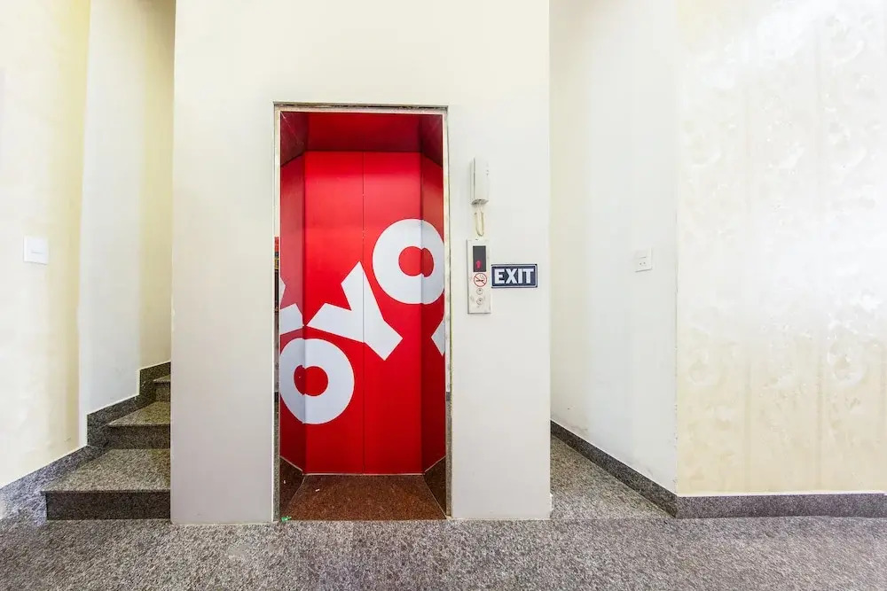 Thao Tram Luxury Hotel by OYO Rooms