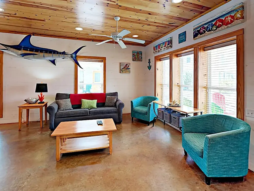 The Commons #103 - Three Bedroom Townhome