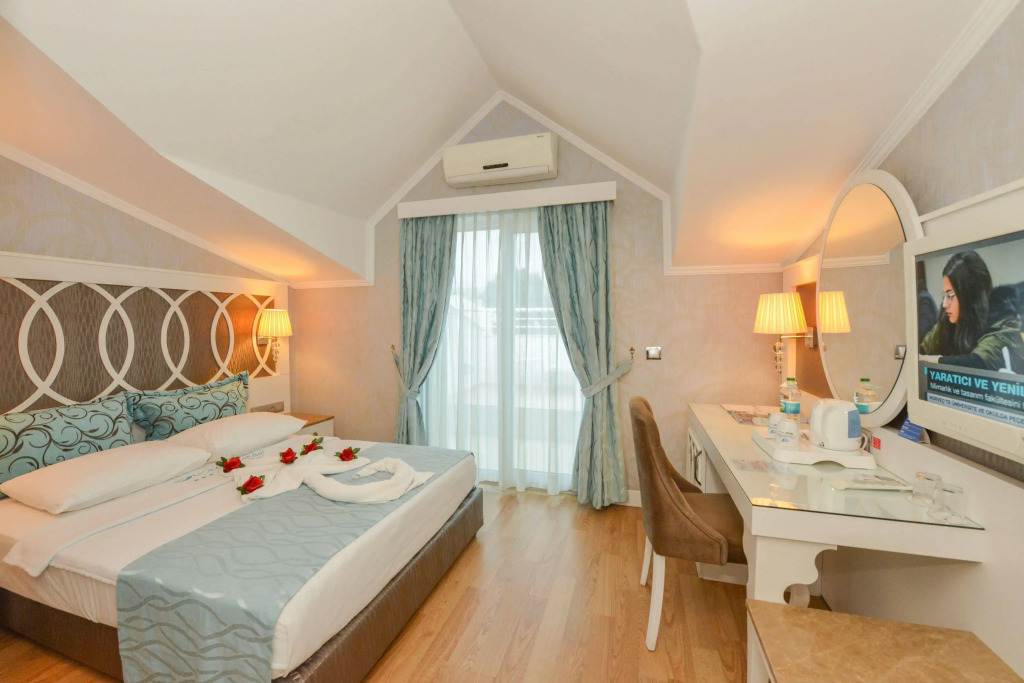 Ocean Blue High Class Hotel & SPA