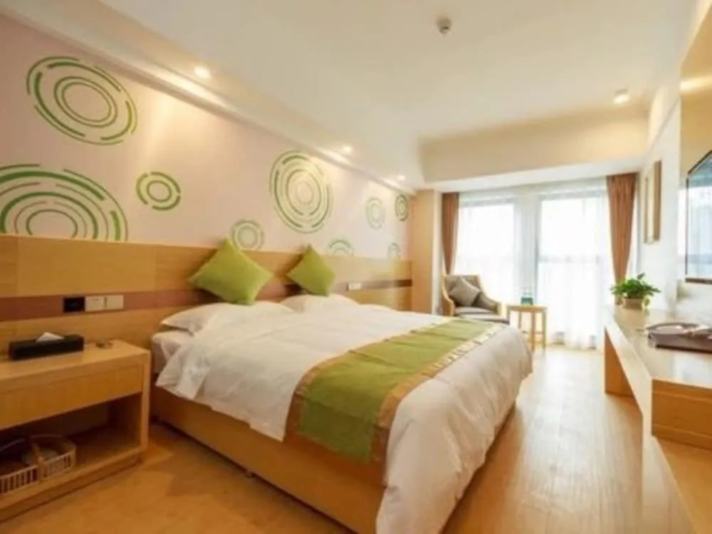 GreenTree Inn Chengdu Zoo Zhaojue Temple South Road Subway Station Express Hotel Chengdu