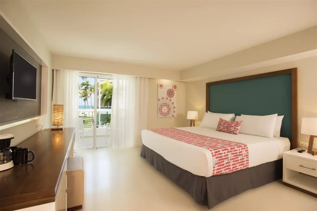 Emotions by Hodelpa Puerto Plata