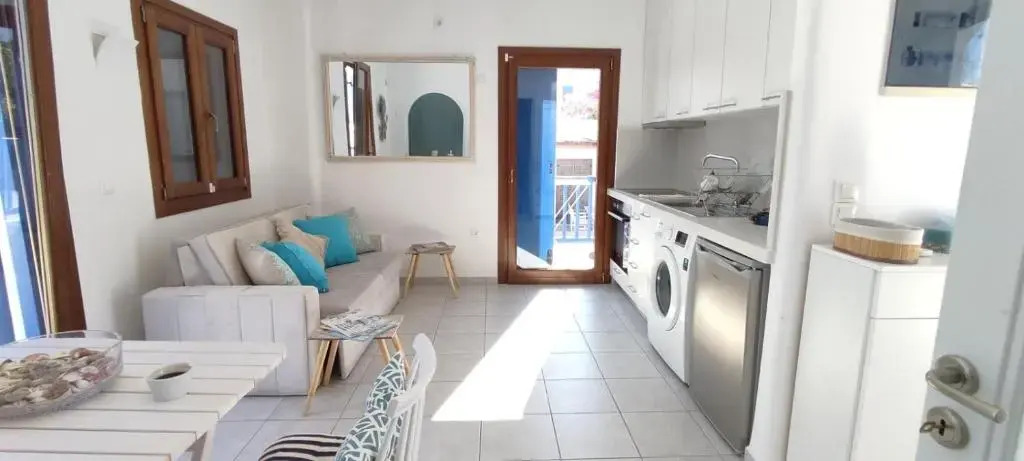 Olive Tree & Capari Mykonos Town Homes & Apartments with Pool