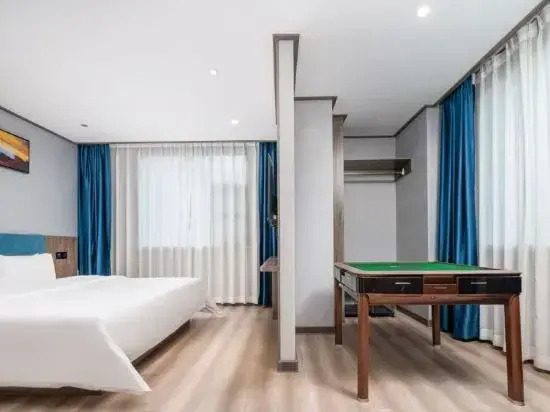 7Days Inn Hotel (Hebi Railway Station Qibin Avenue)