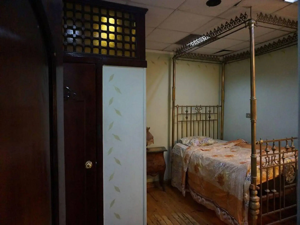 kings Palace Hostel