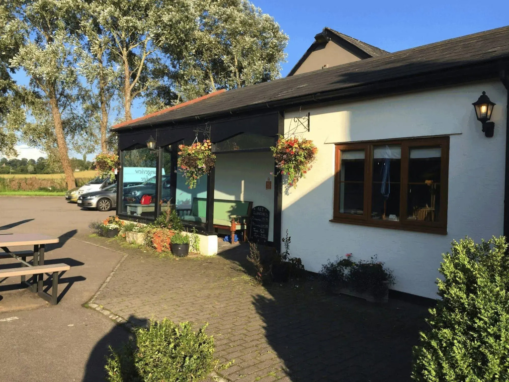 Llangeview Lodge