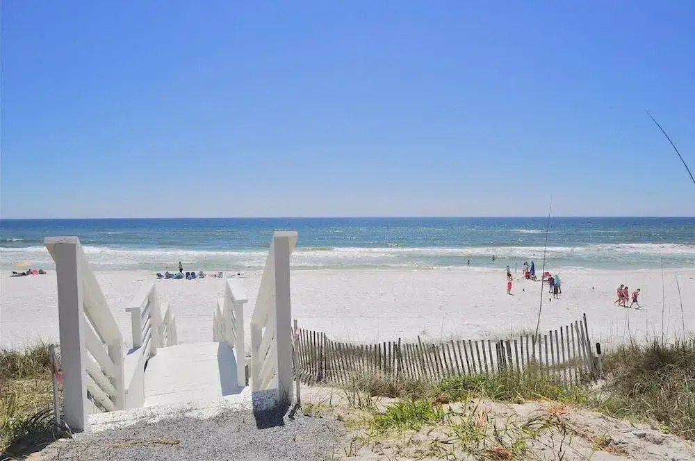 Sleep up to 20 - 2 Homes Side by Side - Gated Community w/ Community Pool!