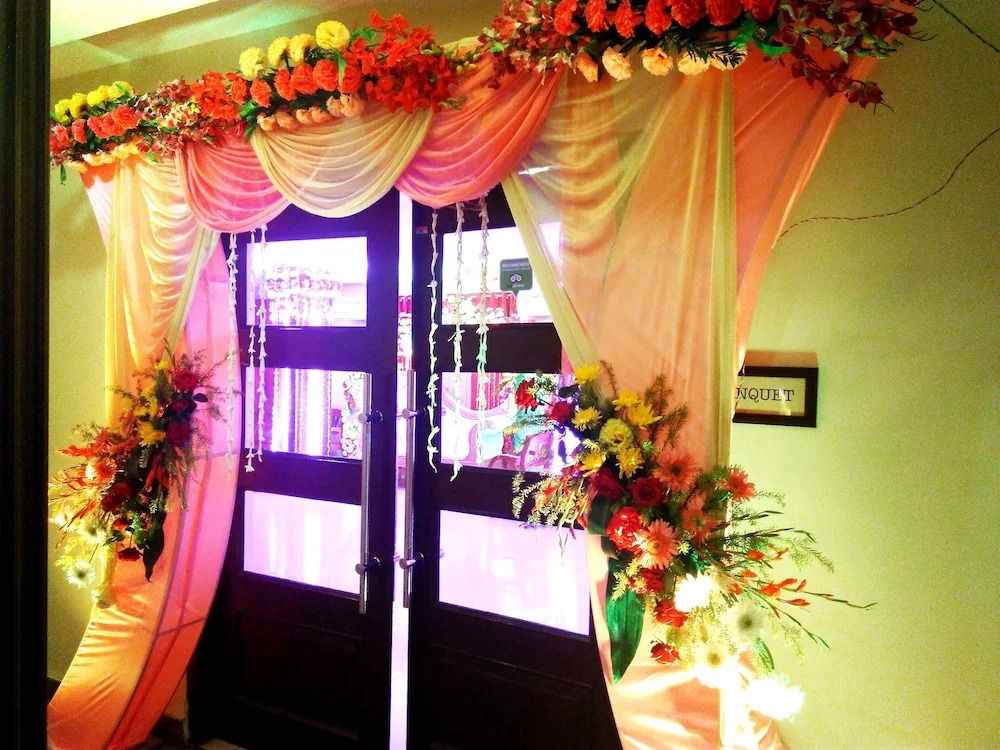 Hotel Avisha