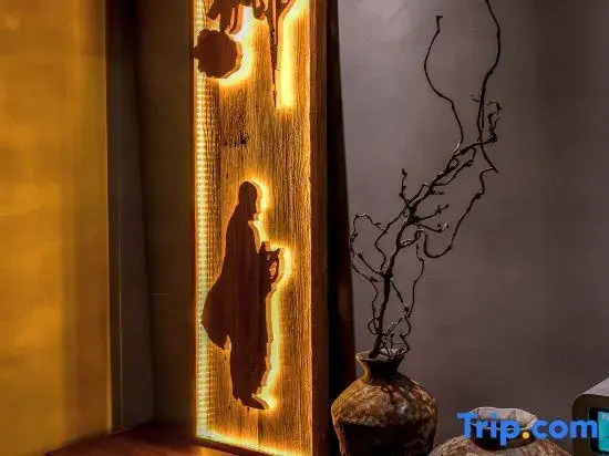 Wangsi Residence · Wabi-Sabi Aesthetic Design Guesthouse (Fengguo Temple Pedestrian Street)